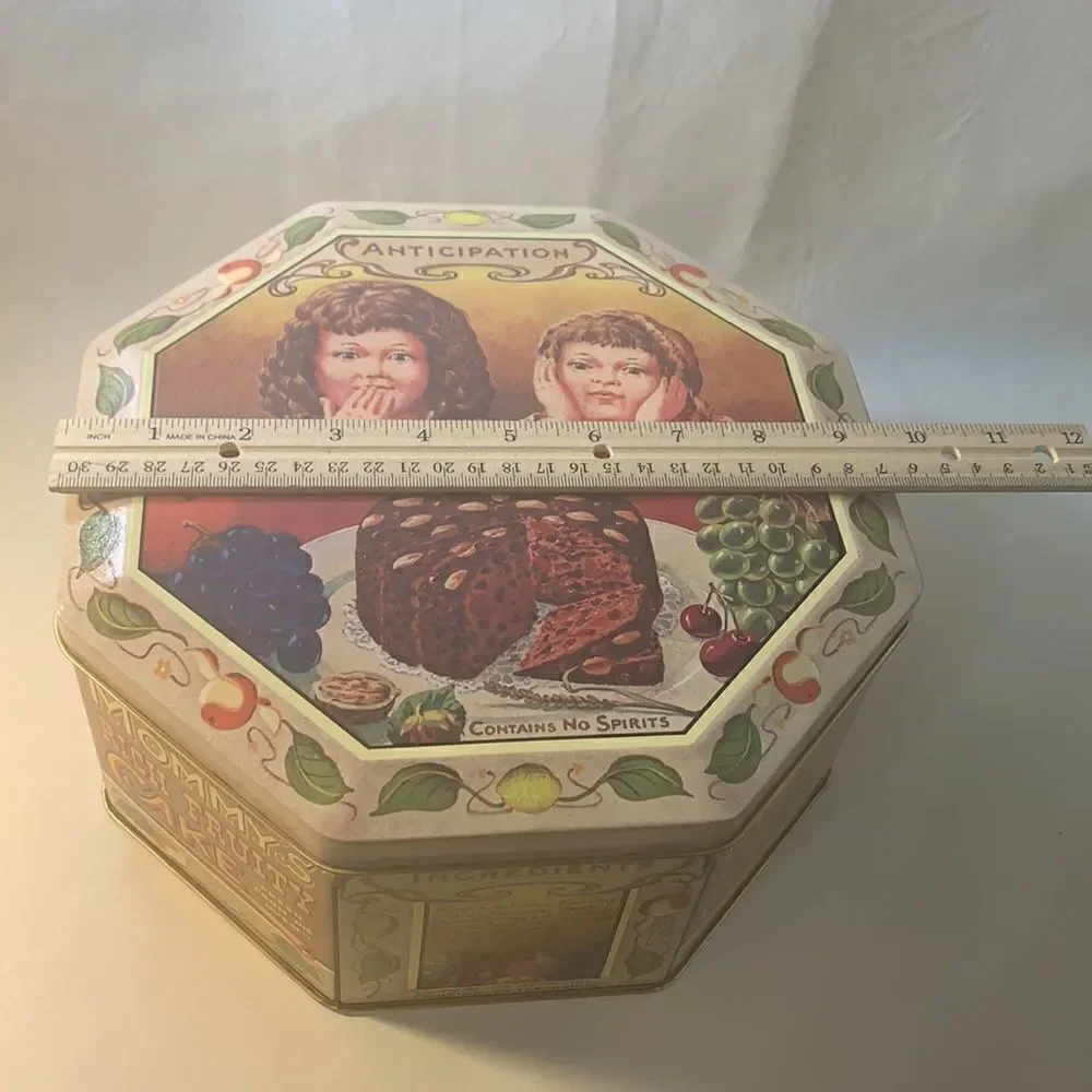 Mommy’s Rich Fruity Cake Vintage Collector Tin Holiday Candy Food Gift Storage